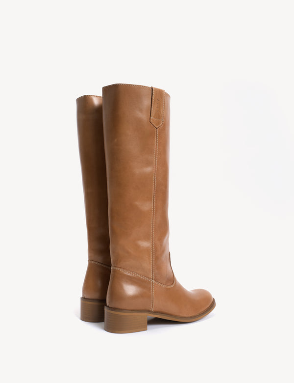 Dico Copenhagen Ann Gaucho Boot In Dark Tan Escovado Leather