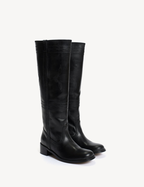 Dico Copenhagen Ann Gaucho Boot With Western Stitchings In Black Escovado Leather