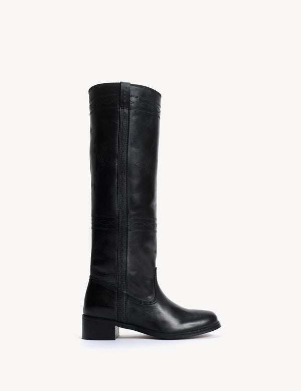 dico copenhagen Ann Gaucho Boot With Western Stitchings In Black Escovado Leather