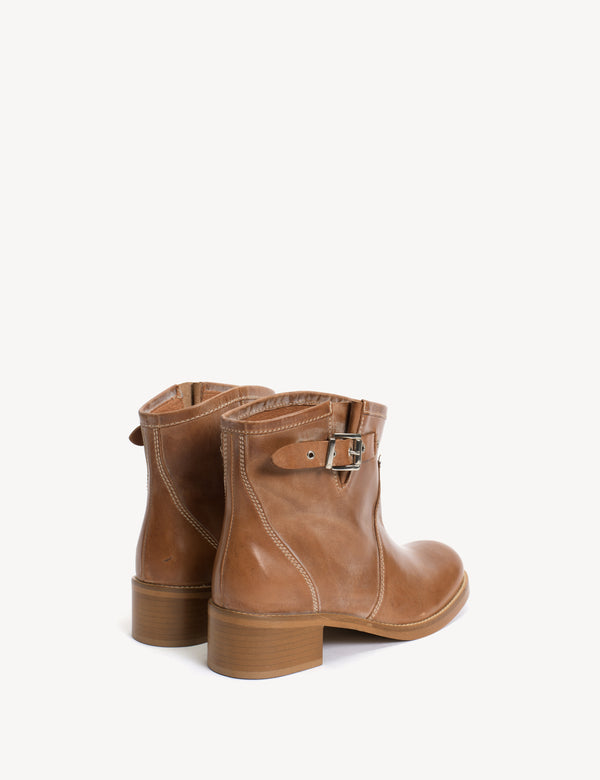 Dico Copenhagen Hunter Buckle Gaucho Boot In Dark Tan Escovado Leather