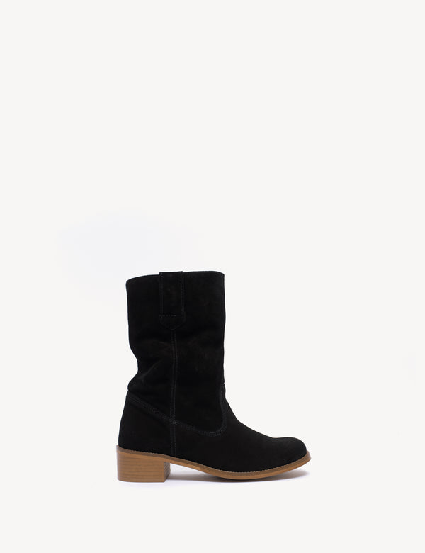 dico copenhagen Julia Gaucho Boot In Black Calf Suede