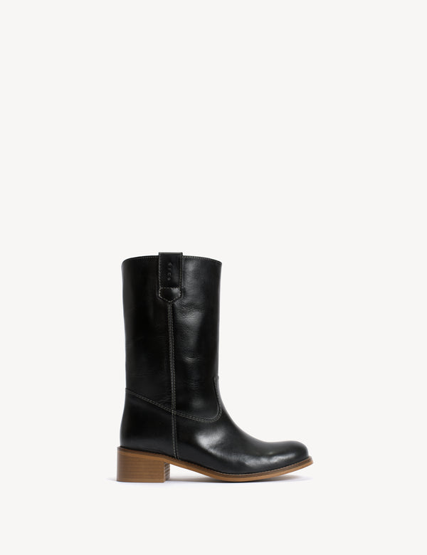 dico copenhagen Julia Gaucho Boot In Charcoal Black Escovado Leather With Natural Color Sole