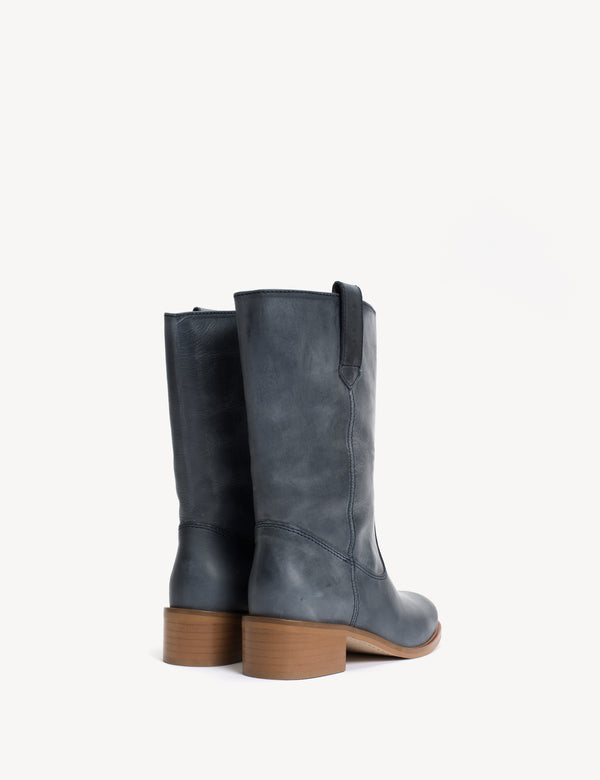 Dico Copenhagen Julia Gaucho Boot In Indigo Blue Escovado Leather