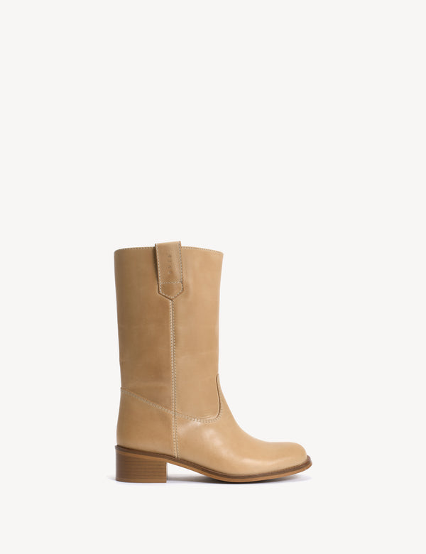 dico copenhagen Julia Gaucho Boot In Light Tan Escovado Leather