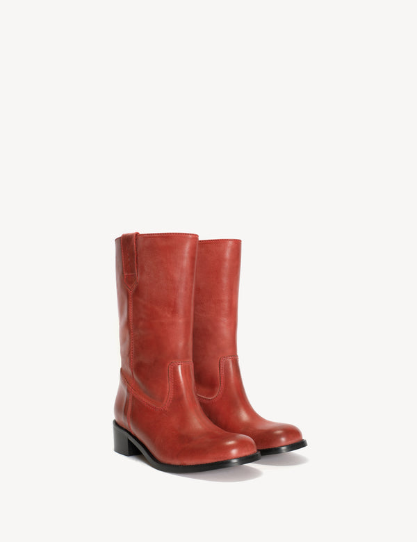 Dico Copenhagen Julia Gaucho Boot In Red Escovado Leather