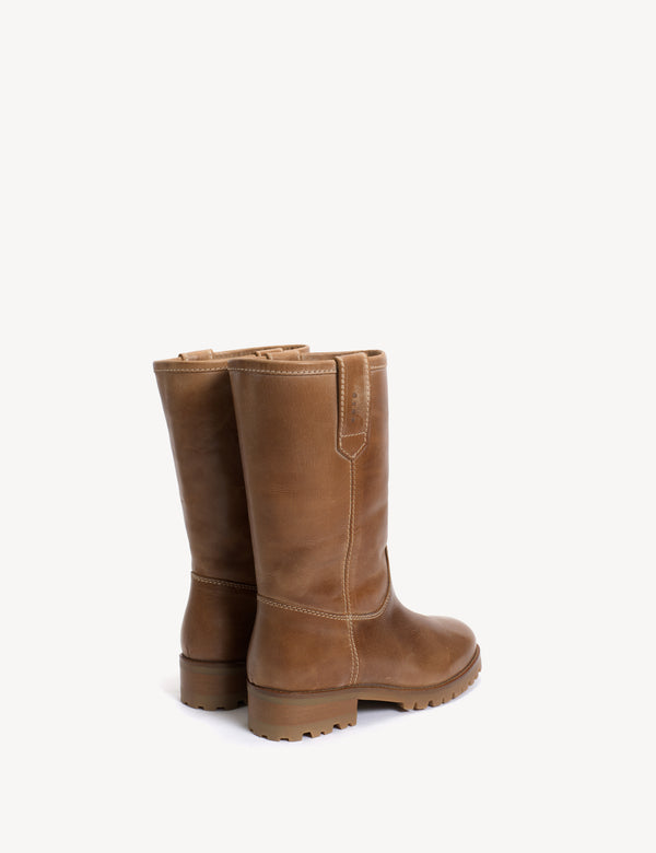 Dico Copenhagen Kimmi Boot In Dark Tan Escovado Leather