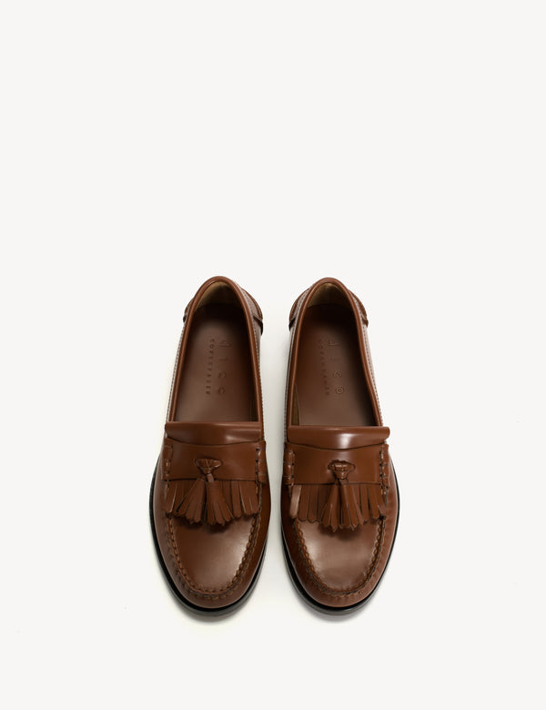 Dico Copenhagen Moccasin Loafer With Fringes & Tassels In Hazelnut Polido Leather