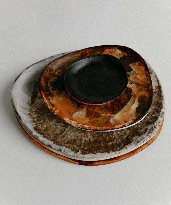 Dinosaur Designs Pebble Plate Cream