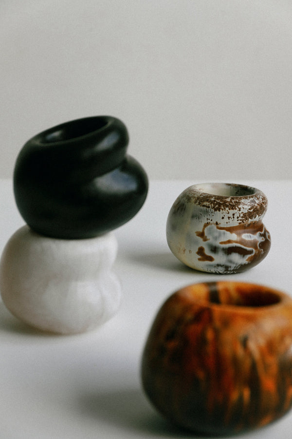 Dinosaur Designs Small Chestnut Vase Cream