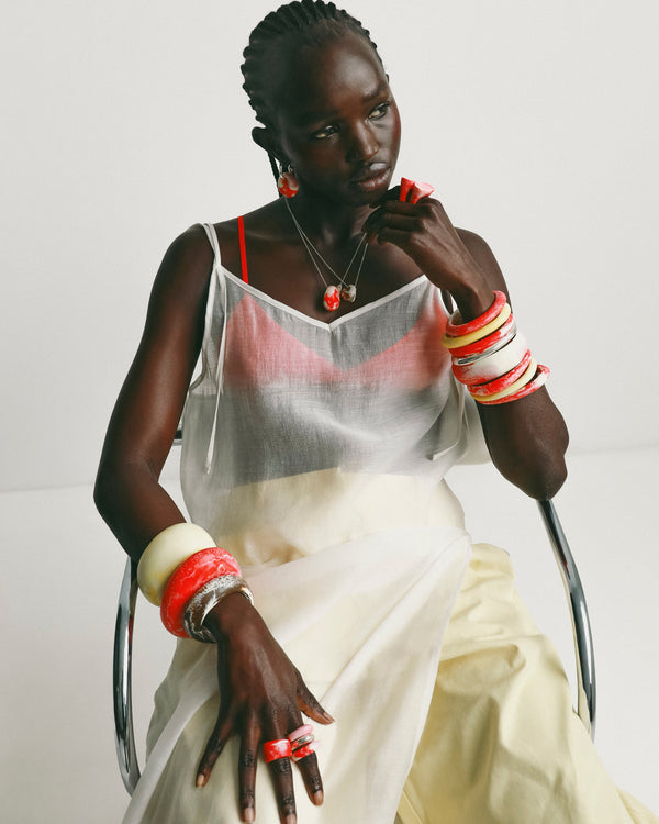 Dinosaur Designs Medium Organic Oval Bangle Sandy Pearl