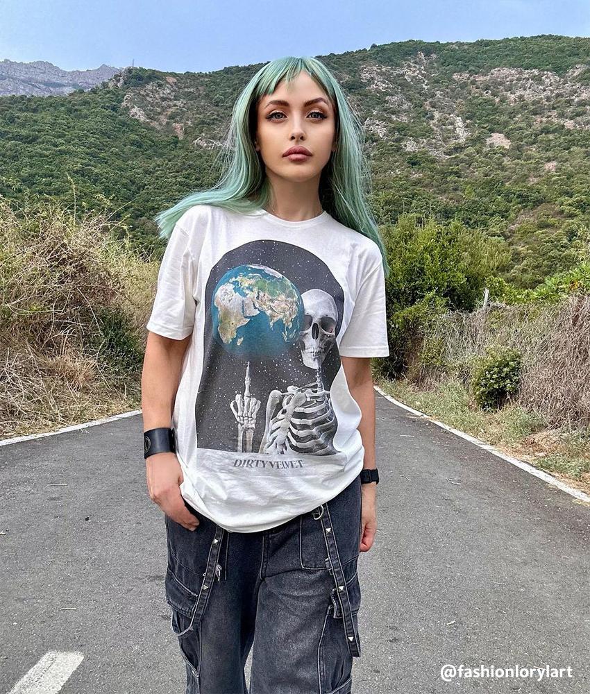 Dirty Velvet In The Balance