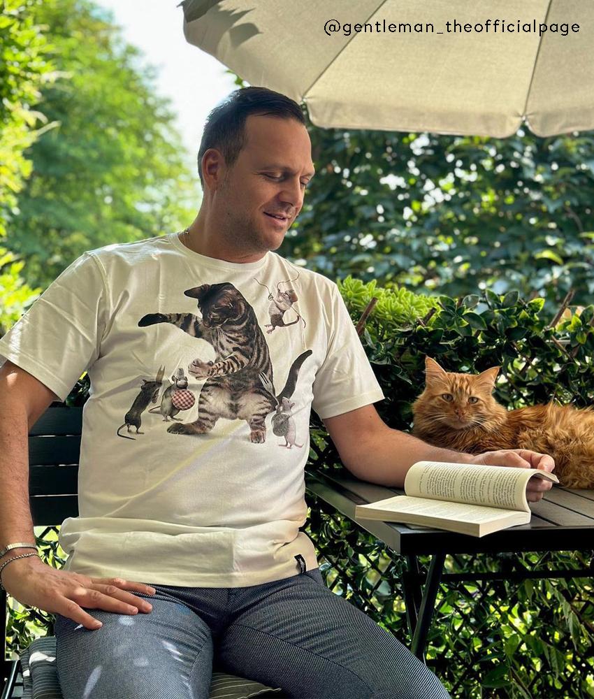 Dirty Velvet Mouse Trap