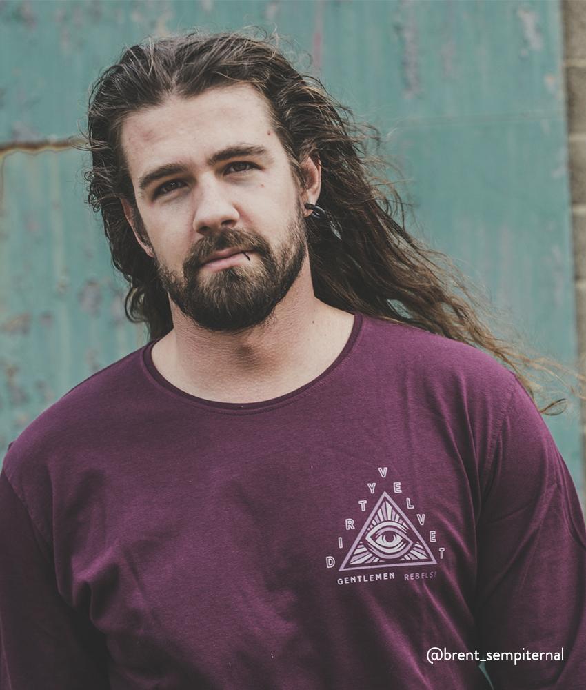 Dirty Velvet Pyramid