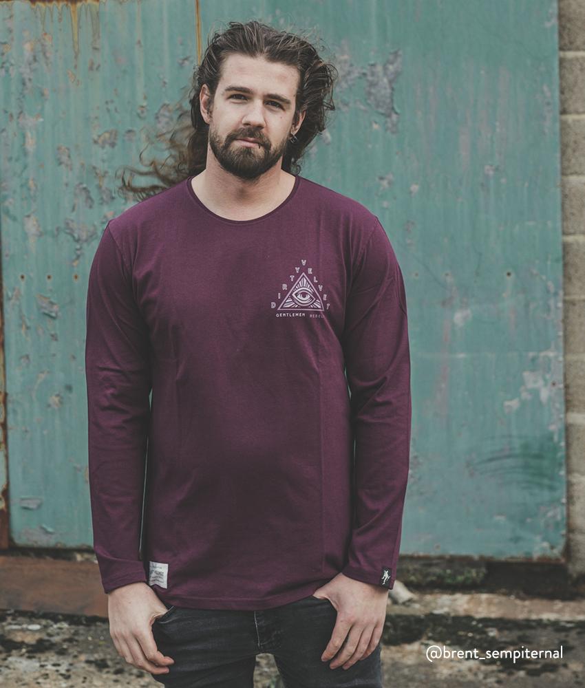 Dirty Velvet Pyramid