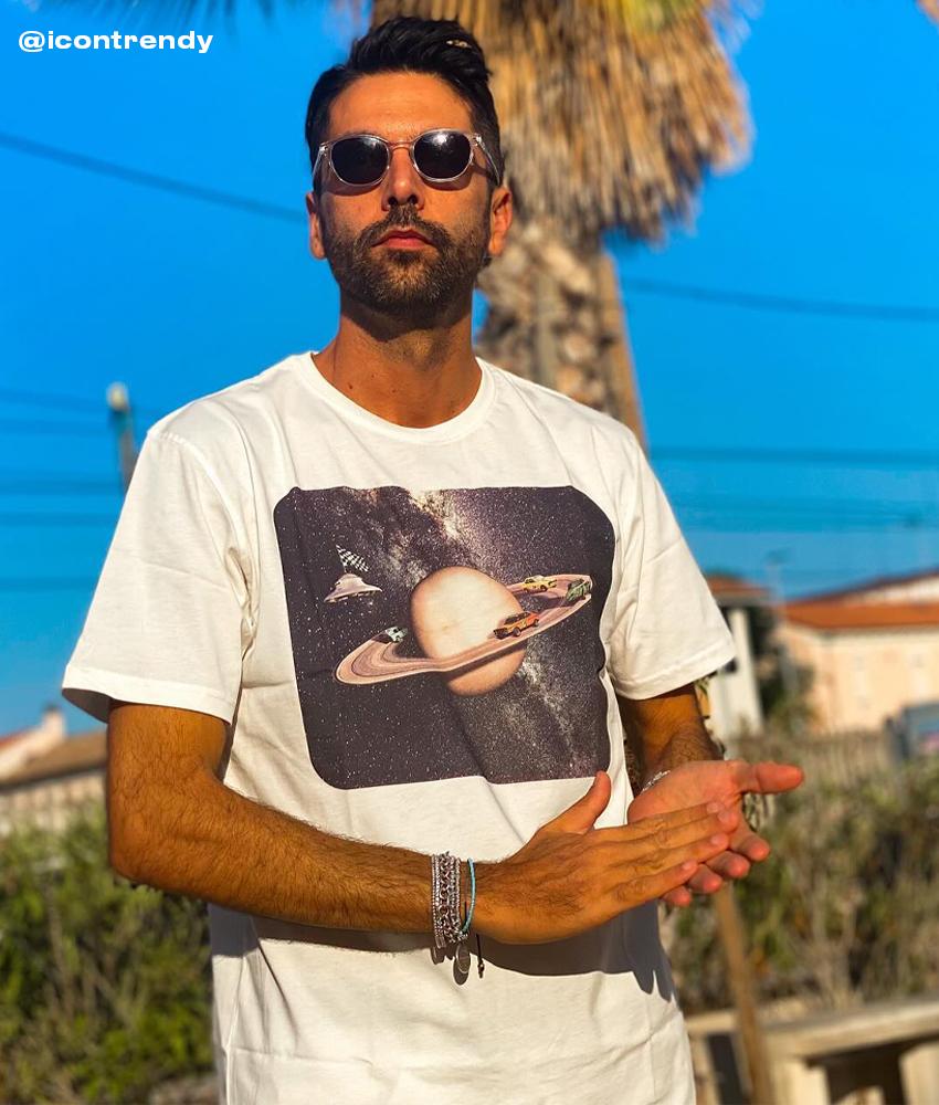 Dirty Velvet Space Race