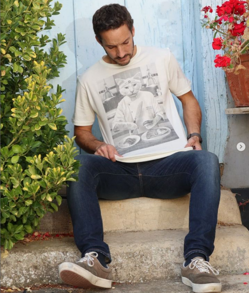 Dirty Velvet Sushi Cat