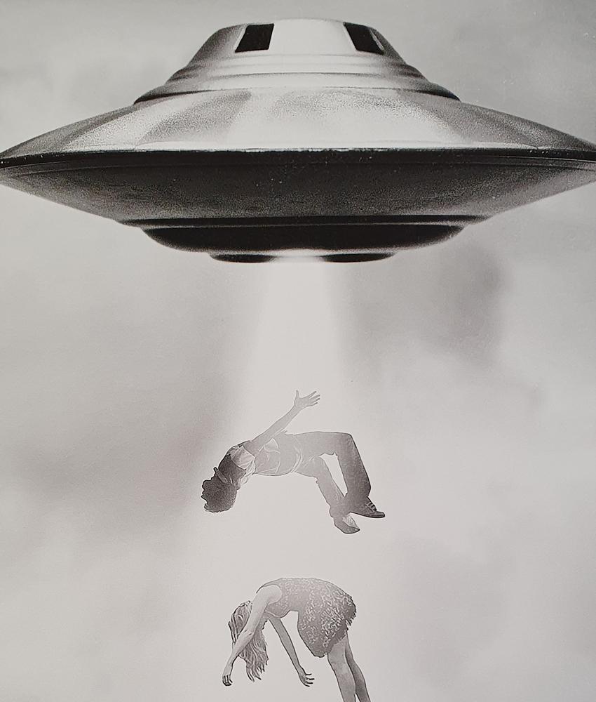 Dirty Velvet UFO Art Print