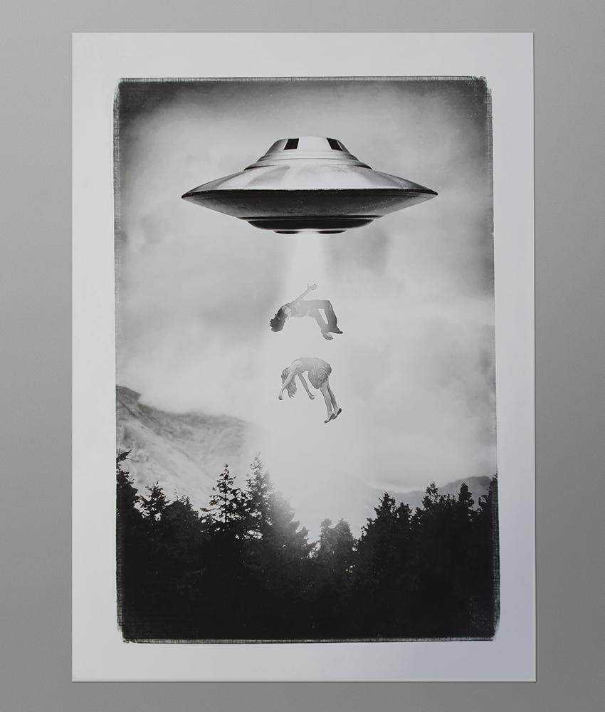 dirty velvet UFO Art Print