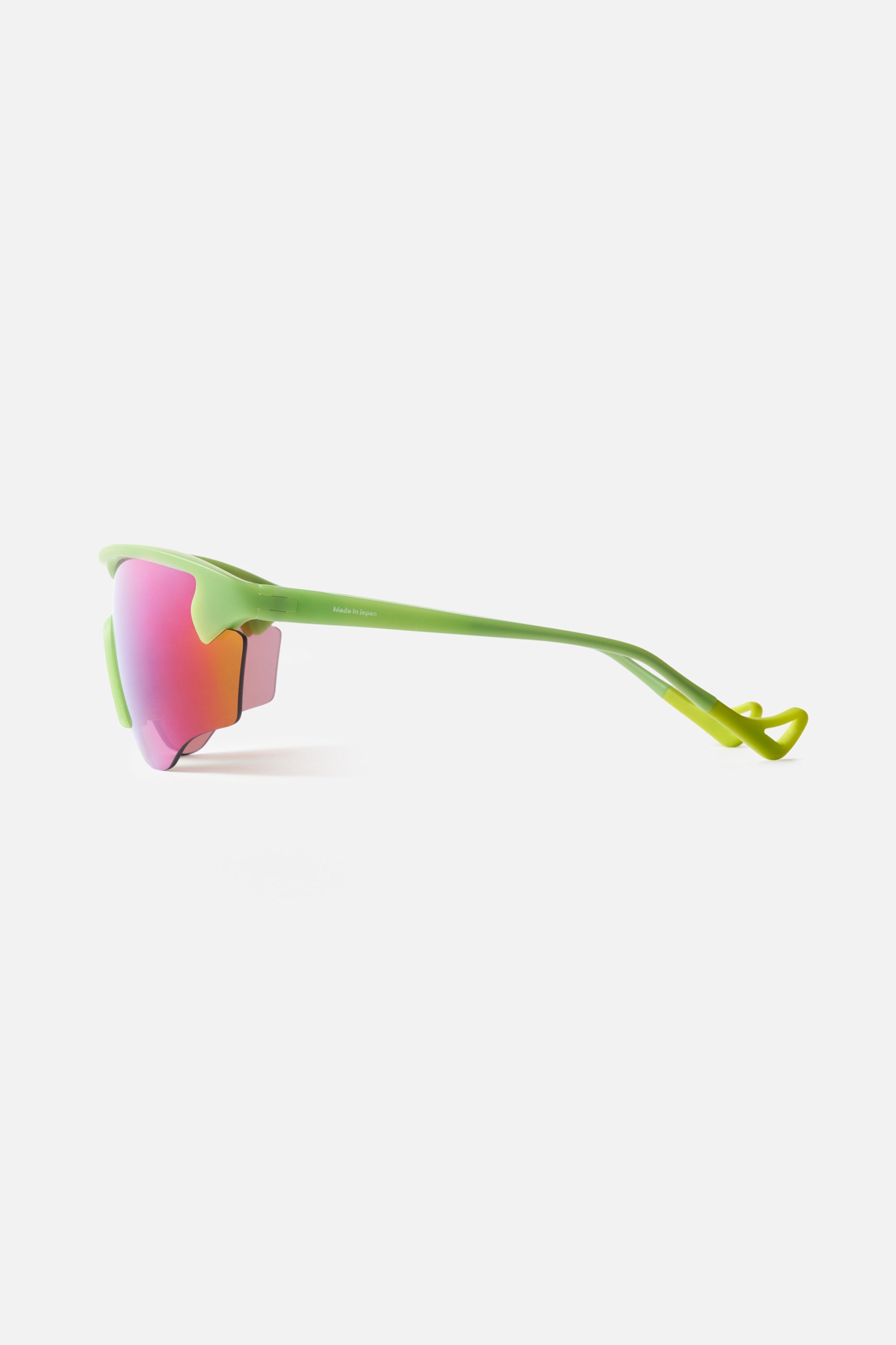 District Vision Junya Racer Mantis D+ Opal Mirror
