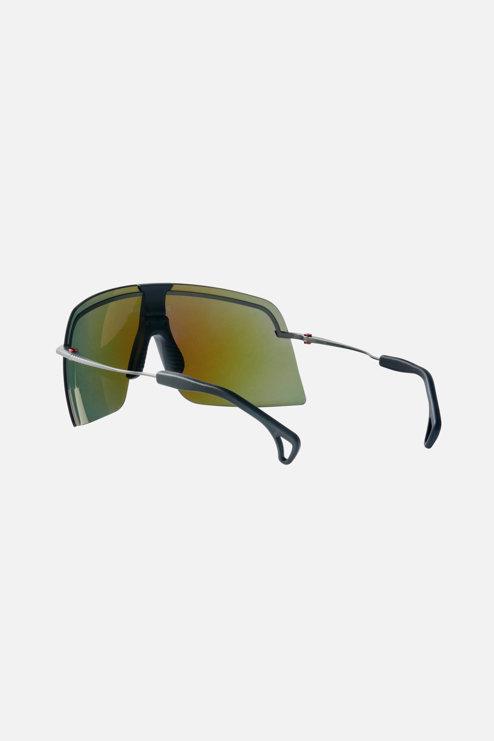 District Vision Yusuke Alpine Blade Ti Graphite D+ Indigo Mirror