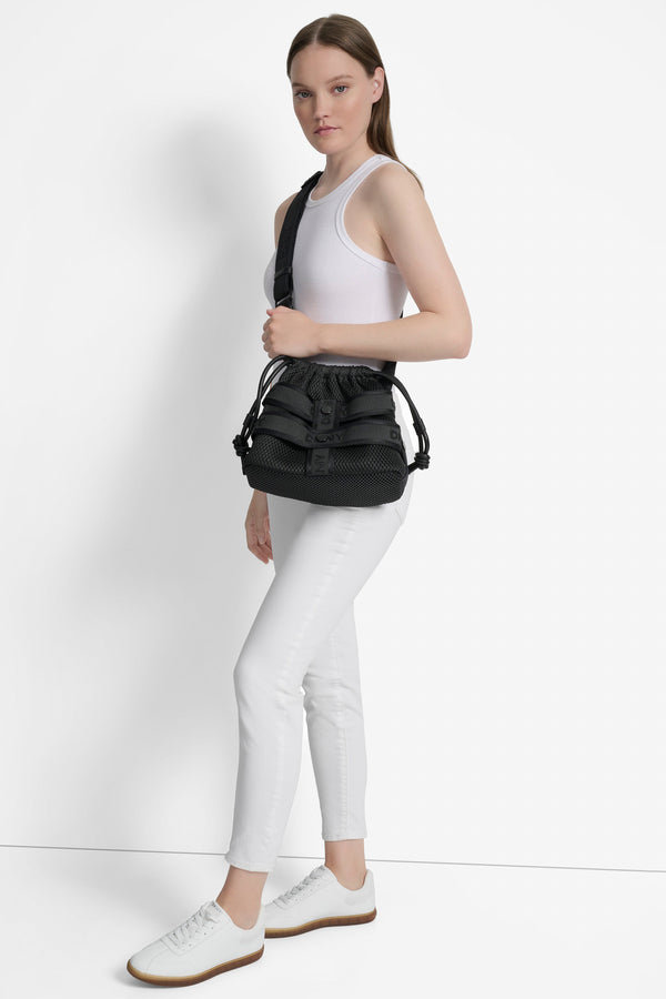 Dkny CHAYA CROSSBODY BAG Black/Black