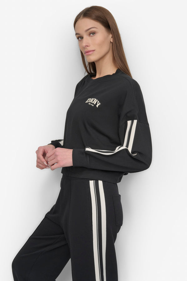 Dkny DISTRESSED VARSITY LOGO TEE WITH TRACK Black