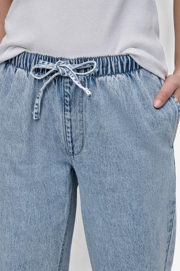 Dkny DRAWSTRING STRAIGHT LEG JEAN Reflection