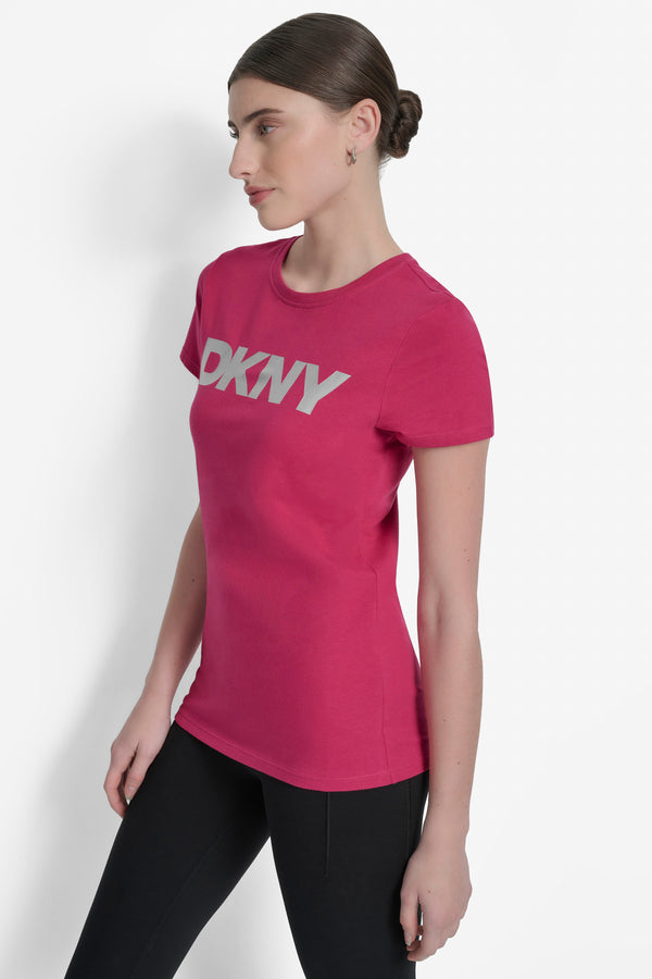 Dkny EXPLODED LOGO CREW NECK TEE WILDBERRY/SILVER