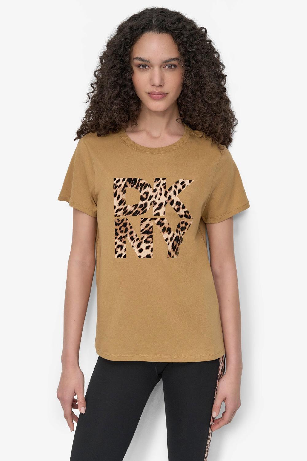 dkny LEOPARD-PRINT LOGO TEE WHISKEY/ BLACK WHISKEY