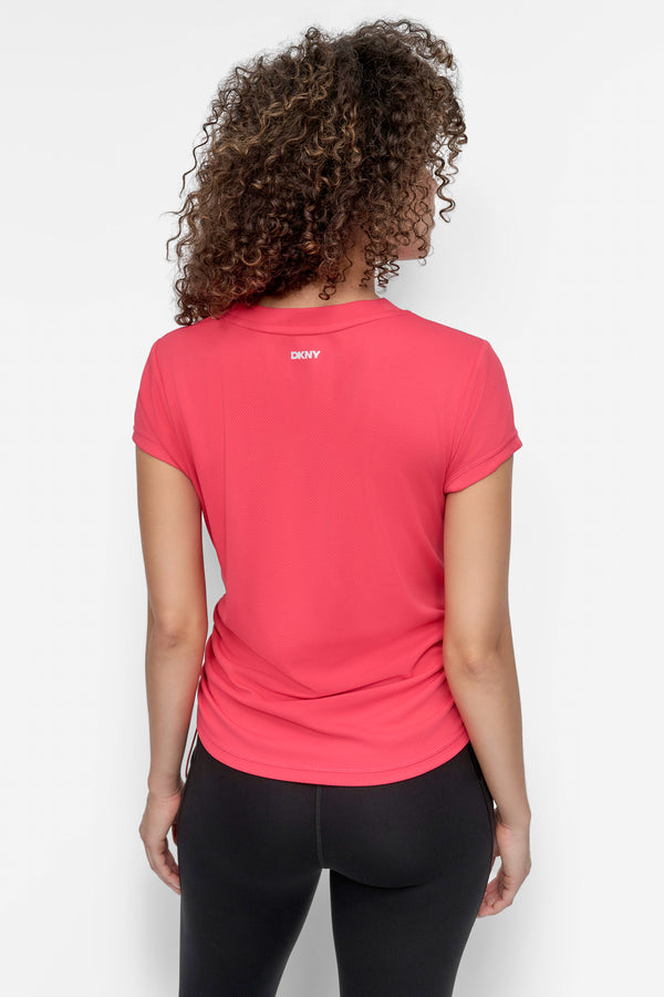 Dkny RUCHED TECH MESH PERFORMANCE TEE AZALEA