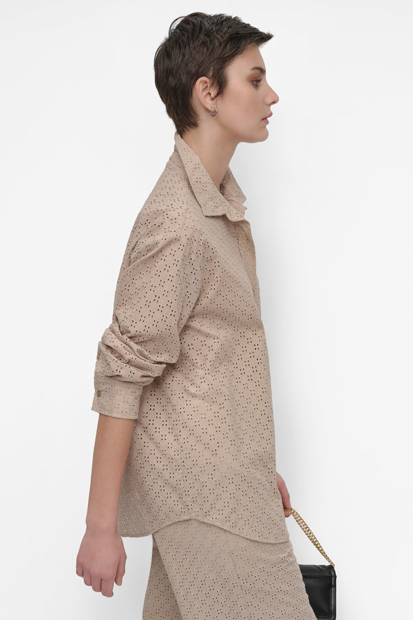 Dkny EYELET LONG SLEEVE BUTTON FRONT SHIRT CLOVER PEBBLE