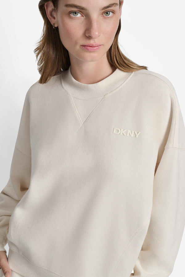 Dkny HD SILICONE LOGO CREW NECK PULLOVER WITH V INSET EGGNOG