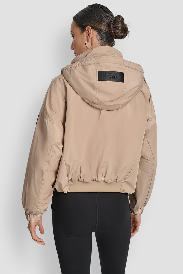 Dkny SHORT LOGO EMBELLISHED HOODED JACKET TRAVERTINE/ AZALEA