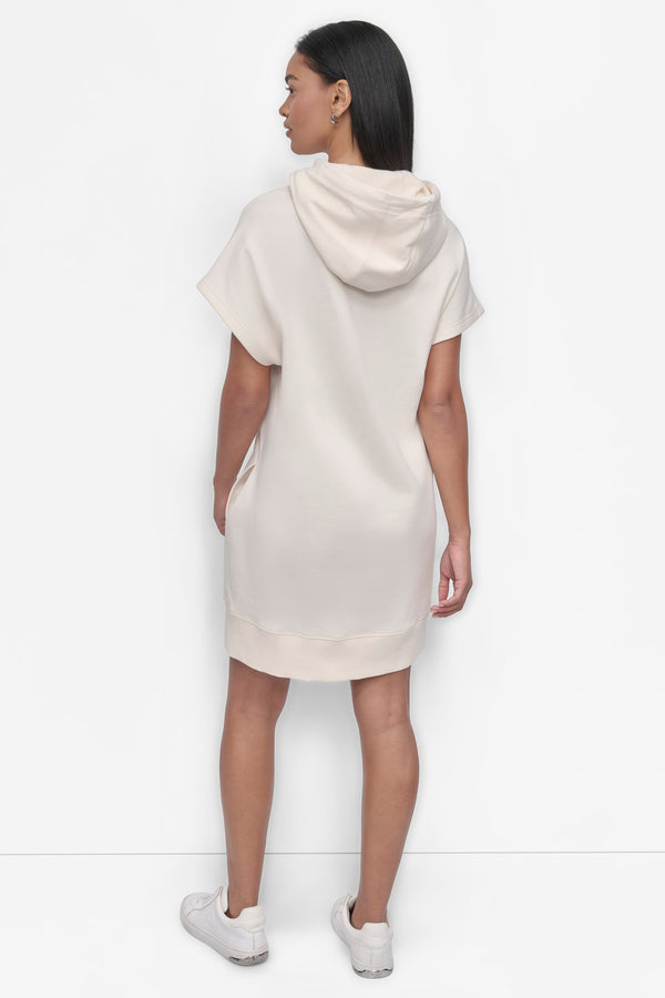 Dkny STACKED PLUSH VELVET LOGO HOODED SNEAKER DRESS EGGNOG