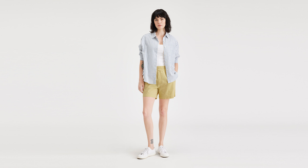dockers Clay Pull-On Short Yellow
