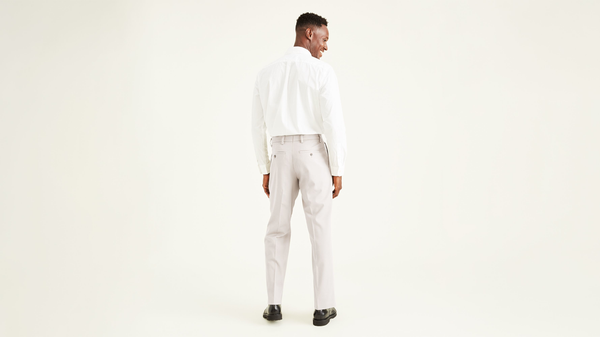 Dockers Easy Khakis Pleated Classic Fit Tan