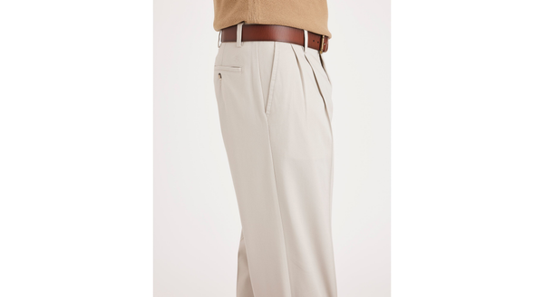 Dockers Easy Khakis Pleated Classic Fit Tan