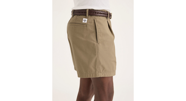 Dockers Eighty-Six Pleated Short Khaki