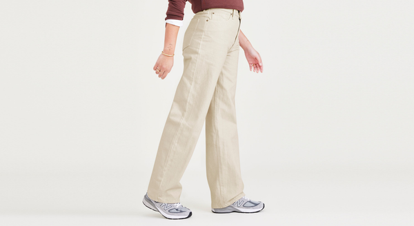 Dockers Mid-Rise Jeans Relaxed Fit Tan
