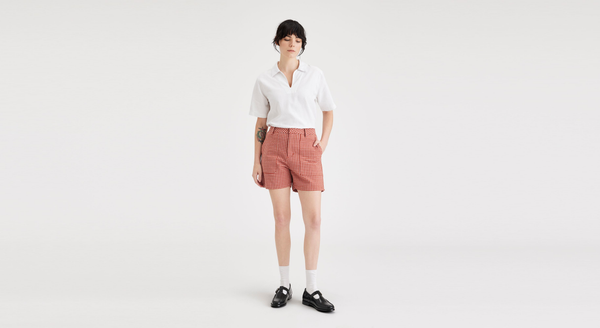 dockers Mid-Rise Short Red