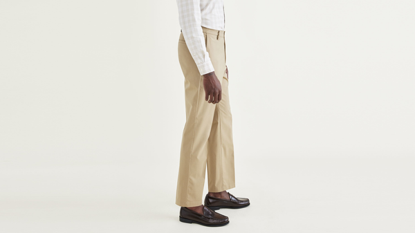 Dockers Signature Go Khakis Straight Fit Khaki