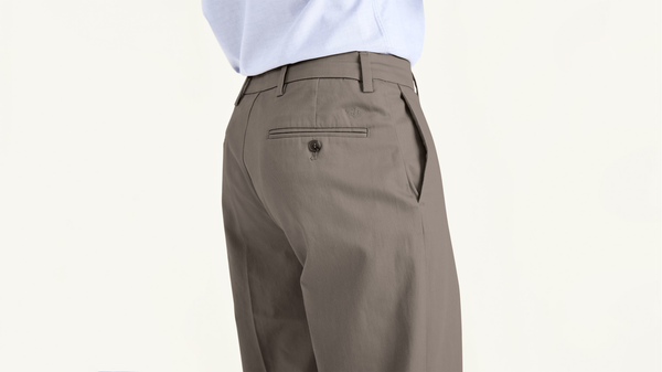 Dockers Signature Khakis Classic Fit Brown