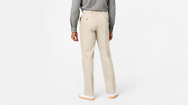 Dockers Signature Khakis Classic Fit Tan