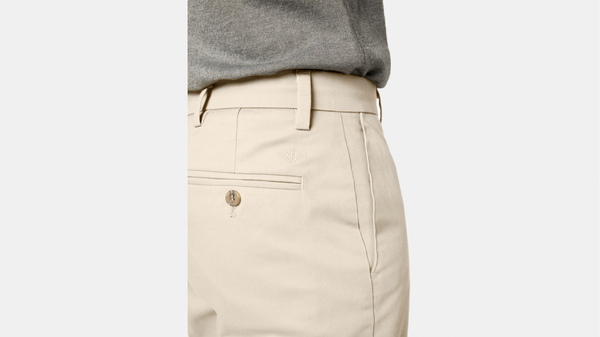 Dockers Signature Khakis Classic Fit Tan