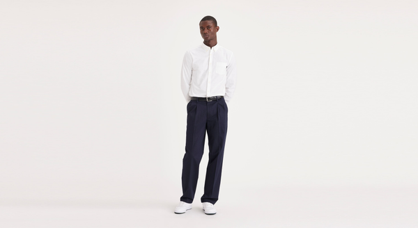 dockers Signature Khakis Pleated Classic Fit Blue