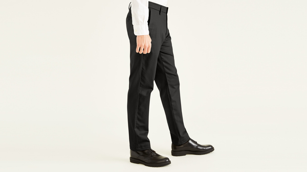 Dockers Signature Khakis Slim Fit Black