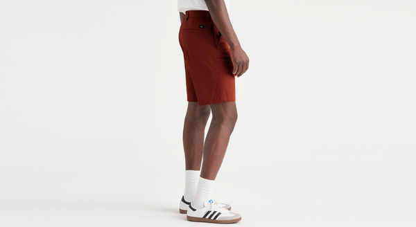 Dockers Ultimate 9.5" Shorts Red