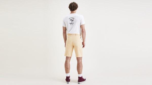 Dockers Ultimate 9.5" Shorts Tan