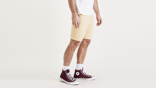 Dockers Ultimate 9.5" Shorts Tan