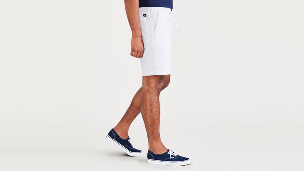 Dockers Ultimate Pull On 8.5" Short Lucent White